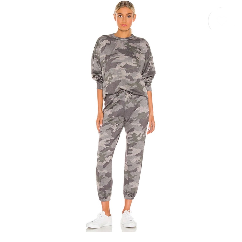 Fleece Sweatpant in Combat Camo
onzie